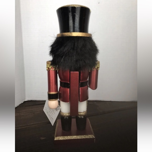 Pier 1  Knight Of The Round Table Embellished Wooden Nutcracker Christmas Decor - Picture 5 of 11
